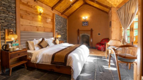Somvan Chalet By Mick-Hans
